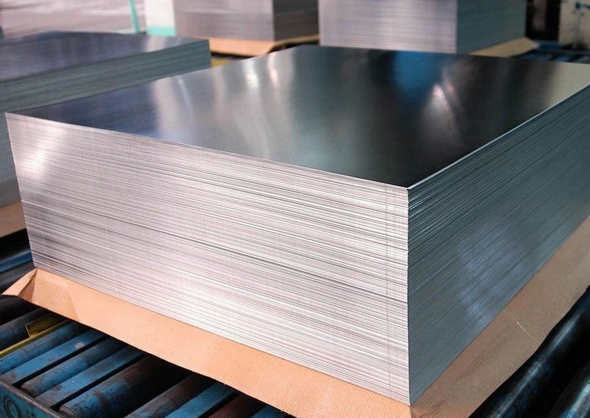Алюминиевый лист 5.5х1500х3500 Д1А